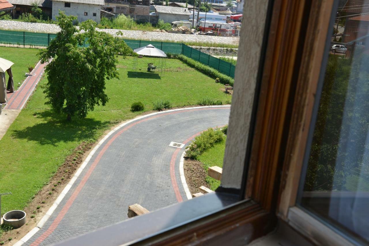 Apartman Filip Novi Pazar Exterior foto