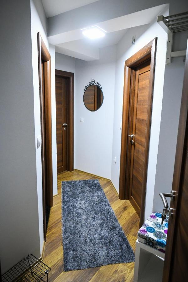 Apartman Filip Novi Pazar Exterior foto